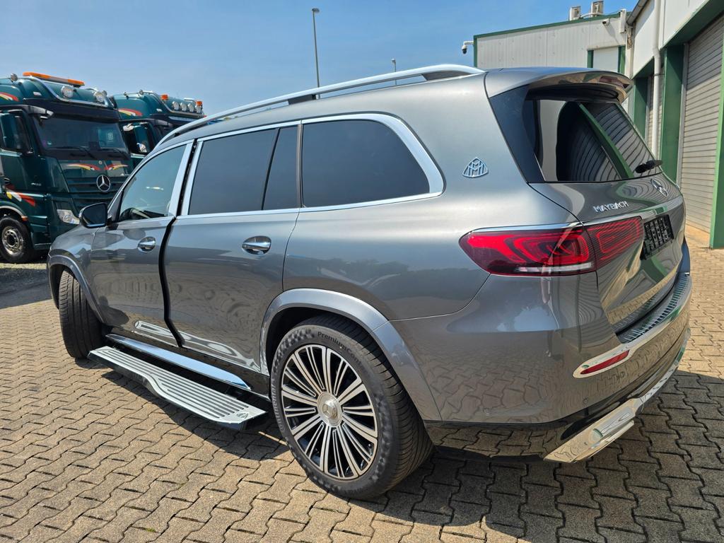 Mercedes-Benz GLS 600