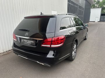 Mercedes E 220 - 7