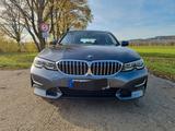 BMW 320d Touring Luxury Line Automatik Luxury Line - BMW 320: 320d Luxury