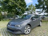 Volkswagen Golf VIII Style IQ.Matrix/Led/ACC/Massage/Key - : Alcantara, Sitzbelüftung, Limousine