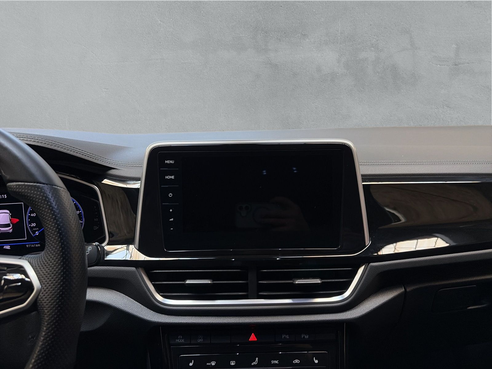 Fahrzeugabbildung Volkswagen T-Roc 1.5 TSI R-Line Keyless Kamera AppConnect