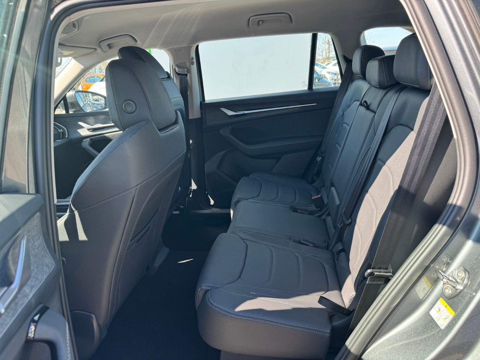 Fahrzeugabbildung SKODA Kodiaq iV*360°Cam*Matrix*Leder*Head-Up*eHeck*