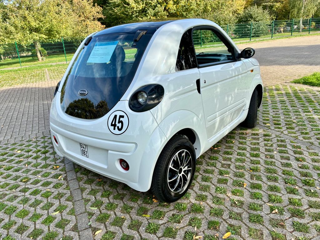 Image of Microcar DUÈ