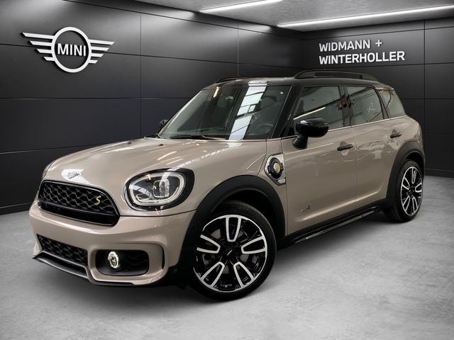 MINI Cooper SE Countryman ALL4 Navi PA 19'' JCW Trim