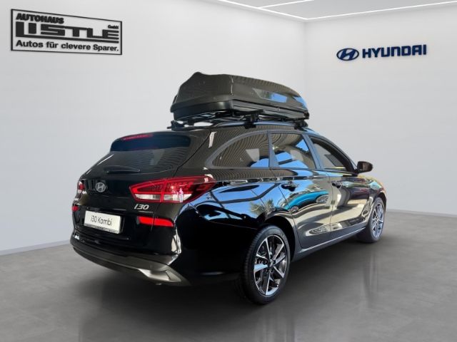 Fahrzeugabbildung Hyundai i30 cw 1.0 T-GDI (100 PS) 7-DCT Advantage Plus-P