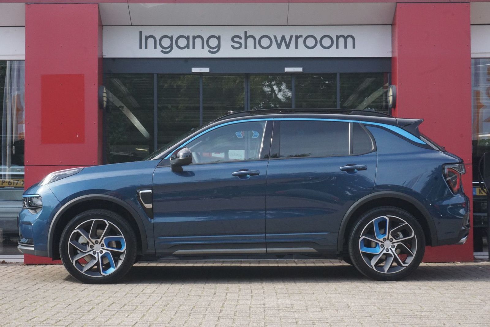 Lynk&Co 01 1.5 | Origineel NL | Zwarte Hemel | Panoramad imagem 2