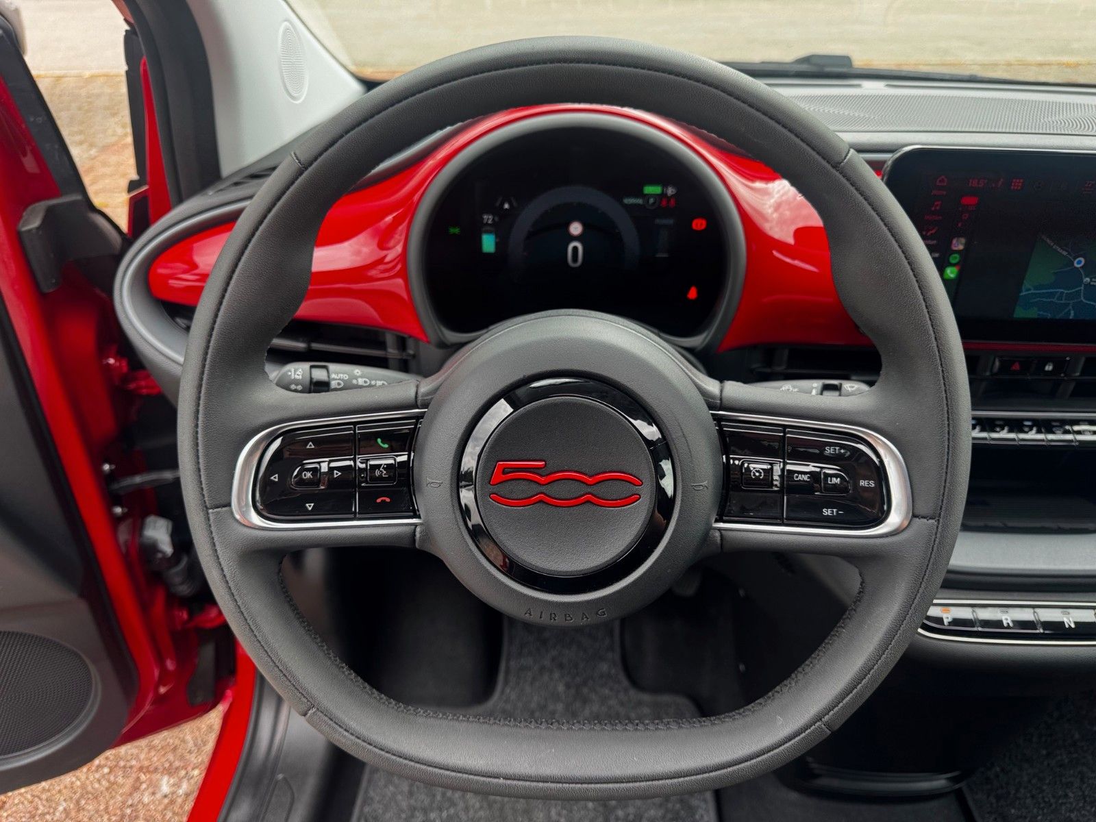 Fahrzeugabbildung Fiat Neuer 500E Cabrio (RED) NAVI KAMERA SITZHEIZUNG