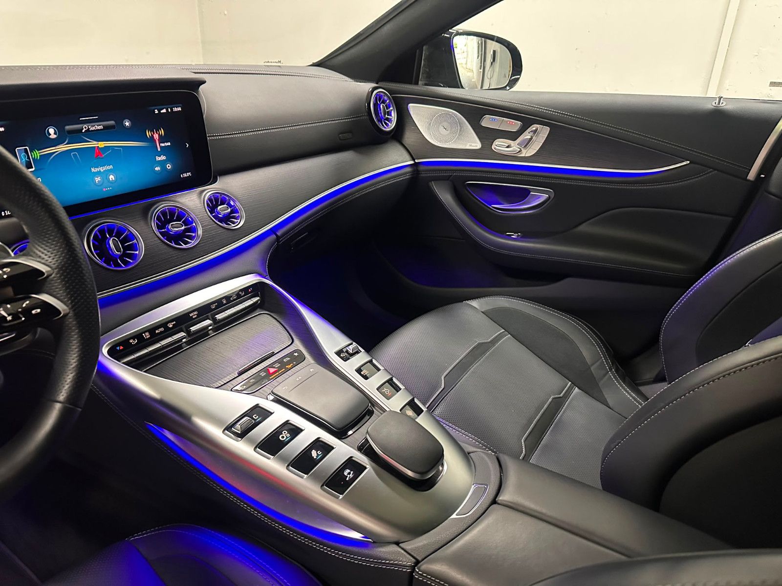 Fahrzeugabbildung Mercedes-Benz GT 63 S E Performance *SHD*KEYGO*NIGHT*SITZKLIMA