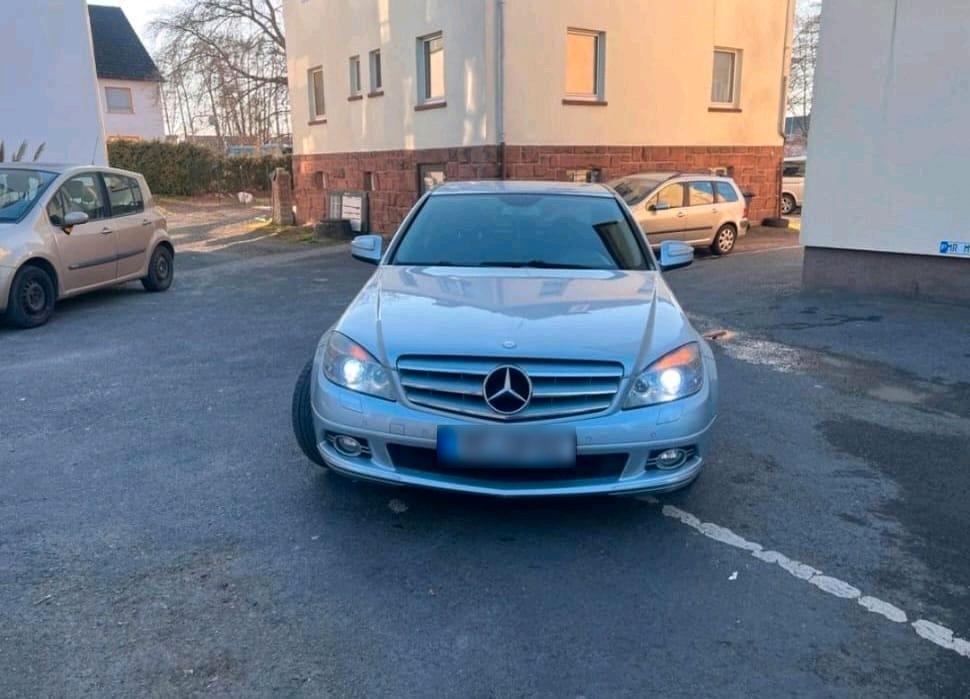 Mercedes-Benz C 320