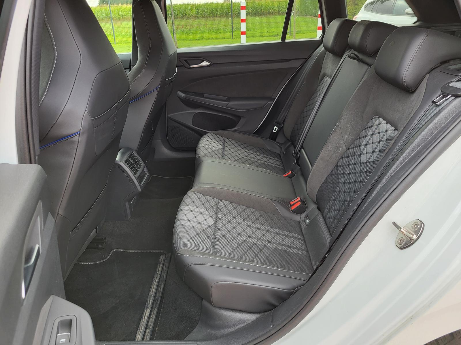 Volkswagen Golf Variant 1.5 eTSI DSG R-Line ACC Winter Kam., миниатюра 14