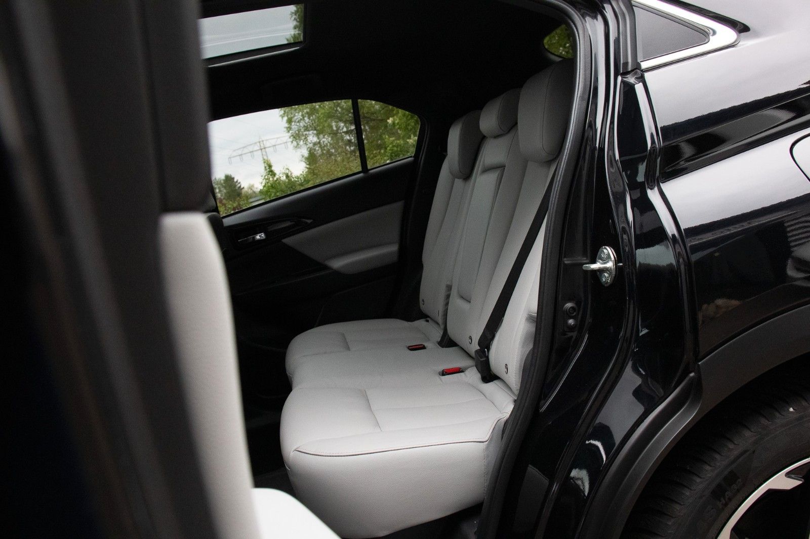 Fahrzeugabbildung Mitsubishi Eclipse Cross 2.4 PHEV TOP 4WD Leder*Navi*Pano.