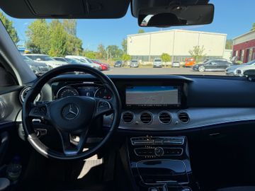 Mercedes-Benz E 350 4Matic Avant.+Allterain+ILS+Kamera+Distr.