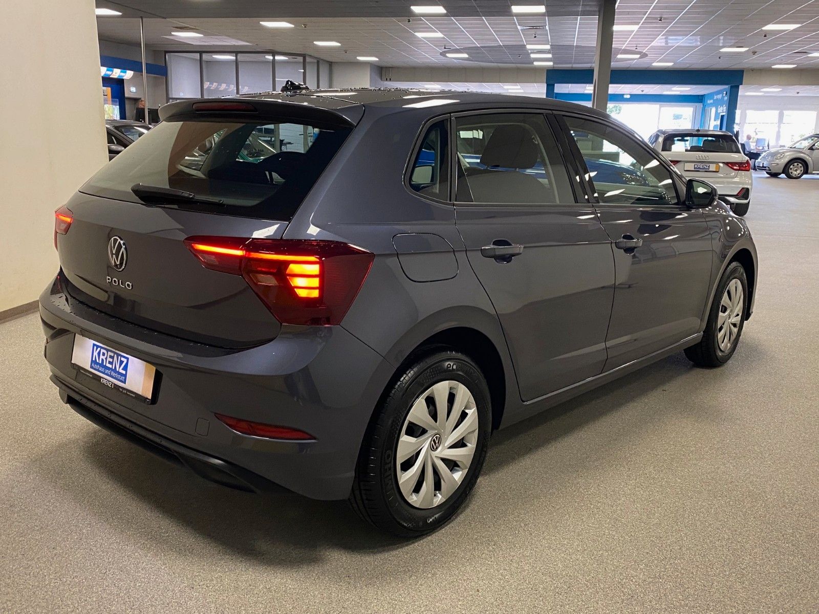 Fahrzeugabbildung Volkswagen Polo 1.0 TSI DSG Life+Rückfahrkamera+APP CONNECT