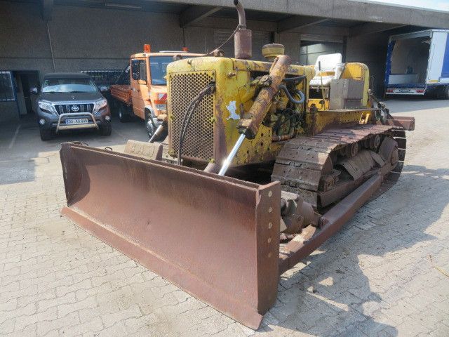 CAT D6 Raupe