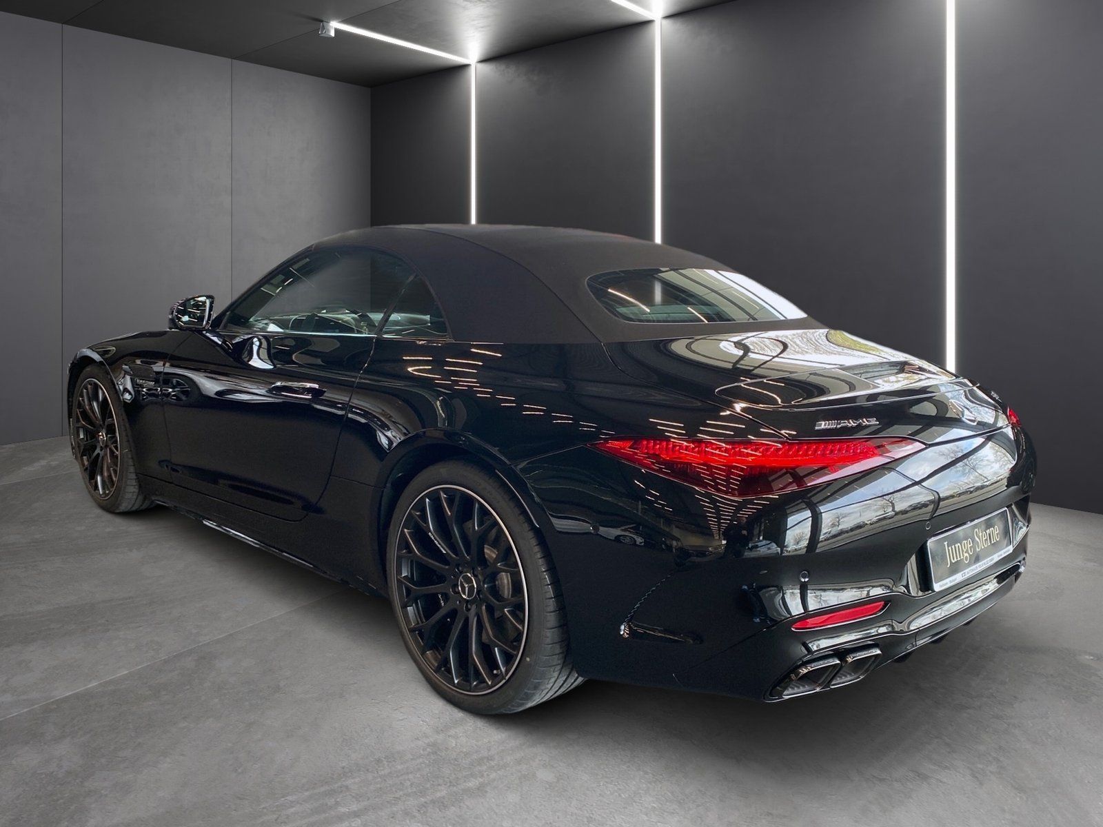 Fahrzeugabbildung Mercedes-Benz SL 63 4M+ AMG*Distronic*HUD*360*Burmester*Premiu