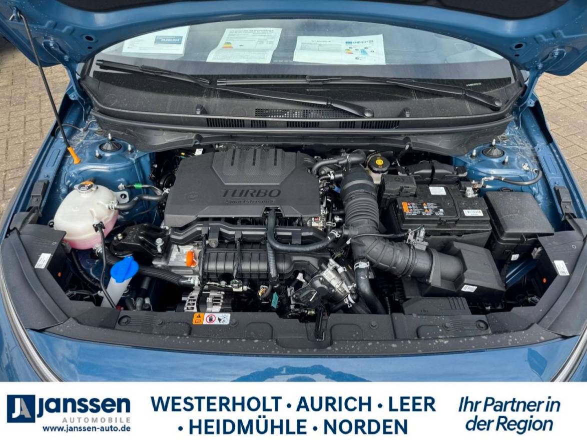 Fahrzeugabbildung Hyundai BAYON Trend Navi Digitales Cockpit PDC LED Schei