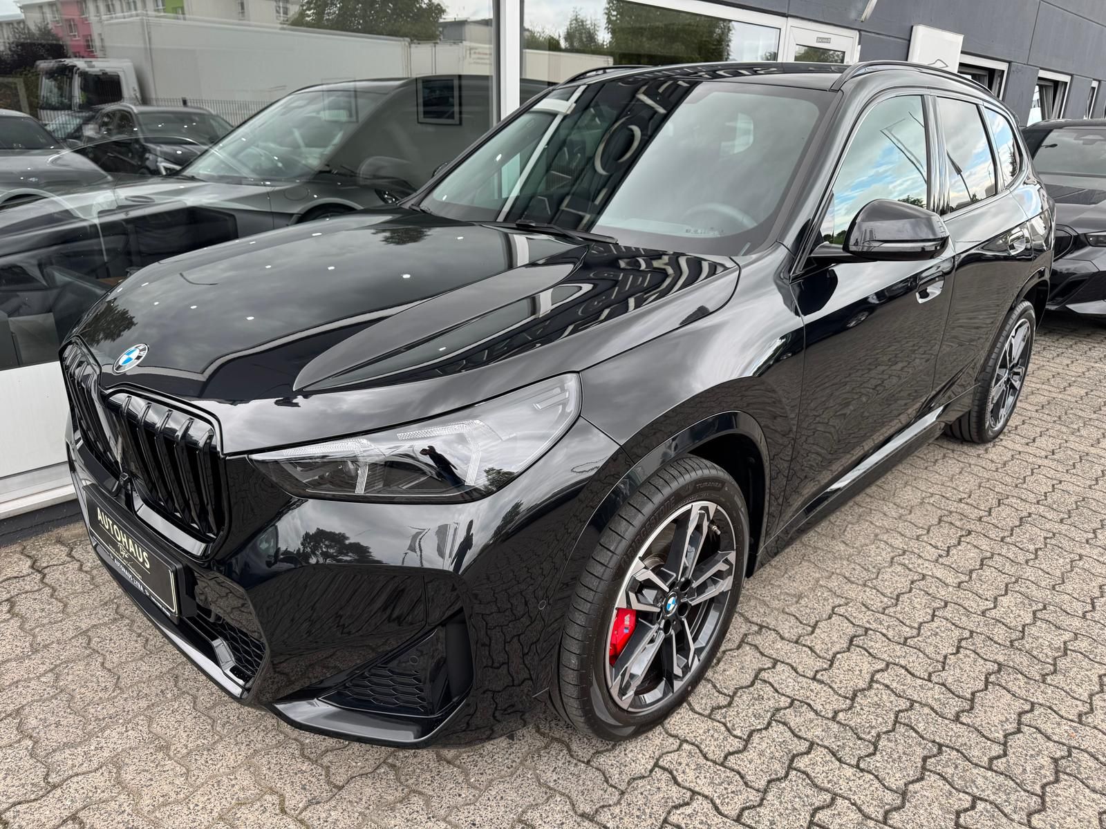 BMW X1 20d xDrive M-Sport*LED*NAVI*AHK*360°KAM*H&K* imagem 3