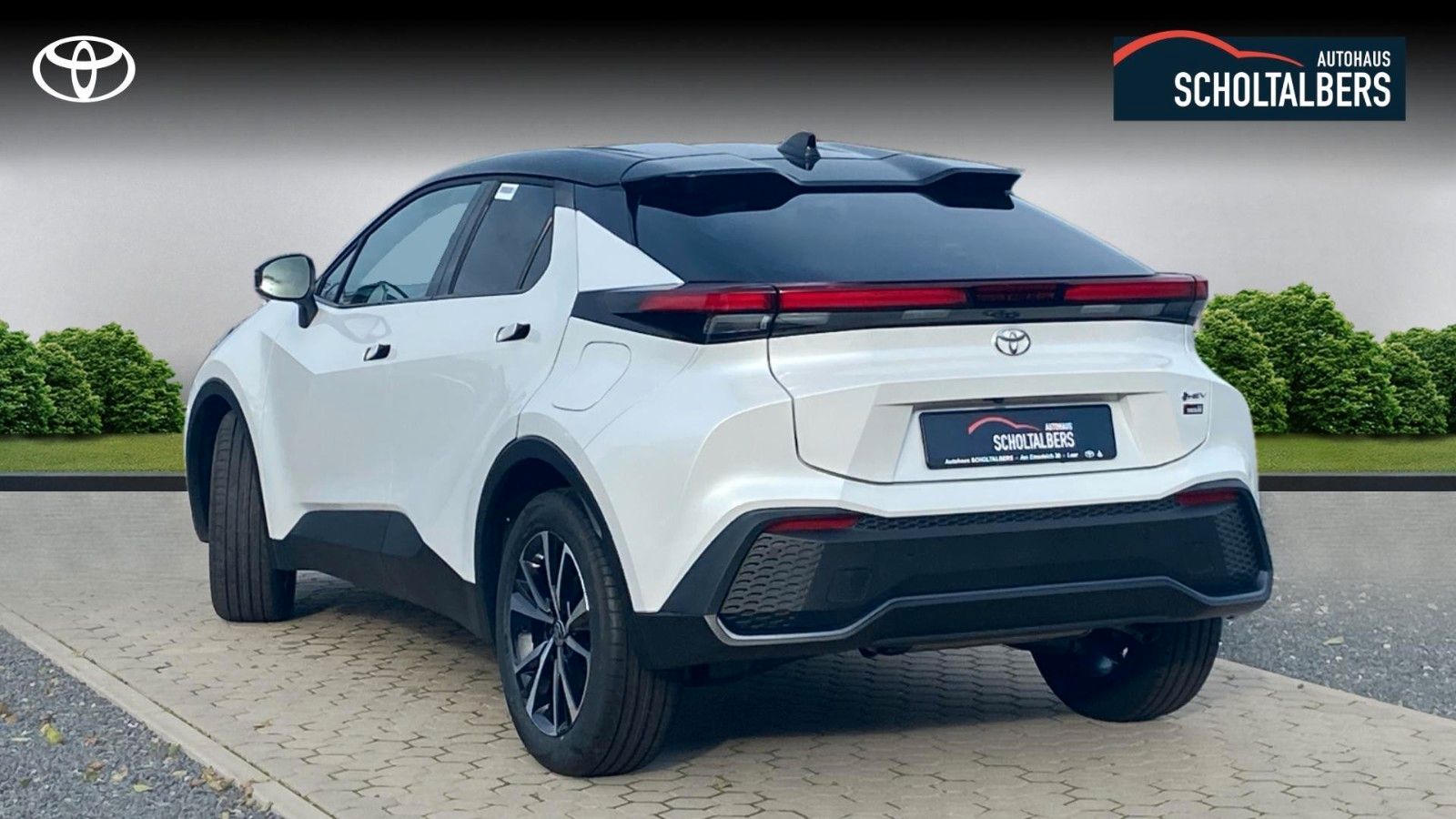 Toyota C-HR 1.8l Hybrid Black&White *Sondermodell* imagem 2
