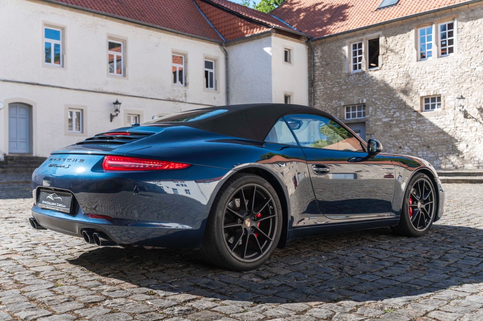 Fahrzeugabbildung Porsche 911 Carrera S Cabrio PDLS Bixenon Bose 111 Check