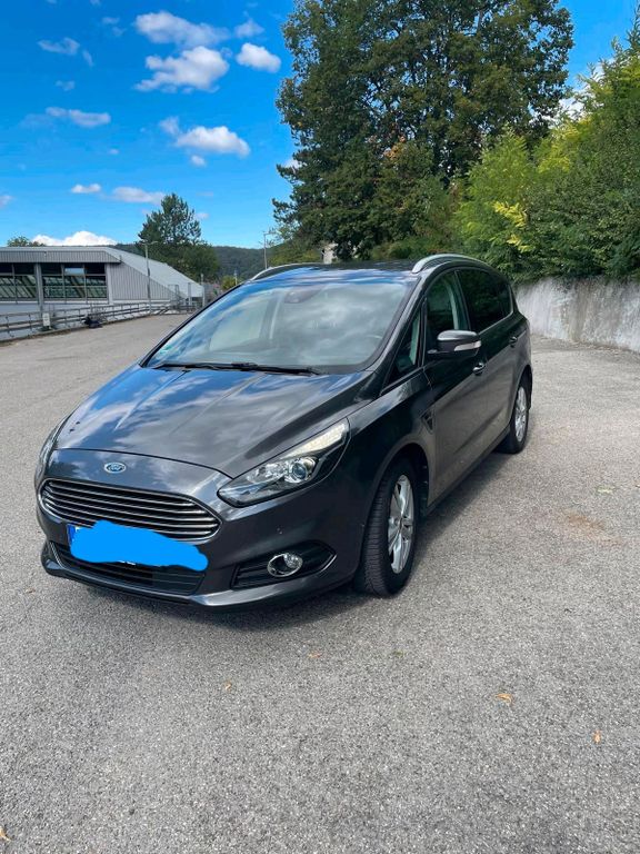Image of Ford S-Max