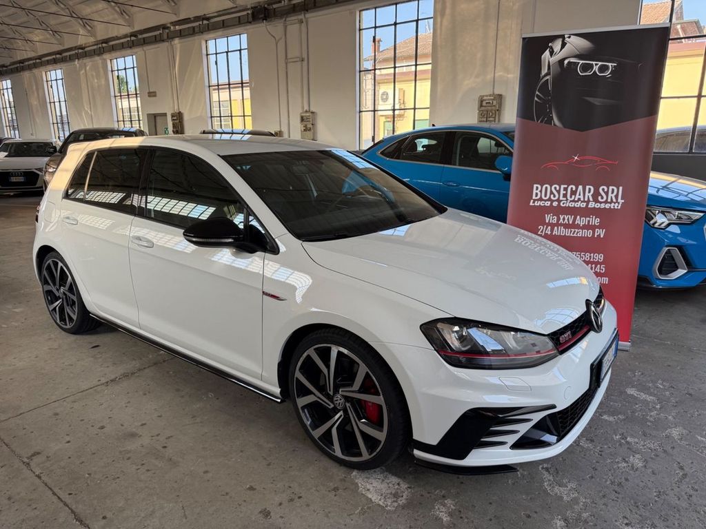 Image of Volkswagen Golf