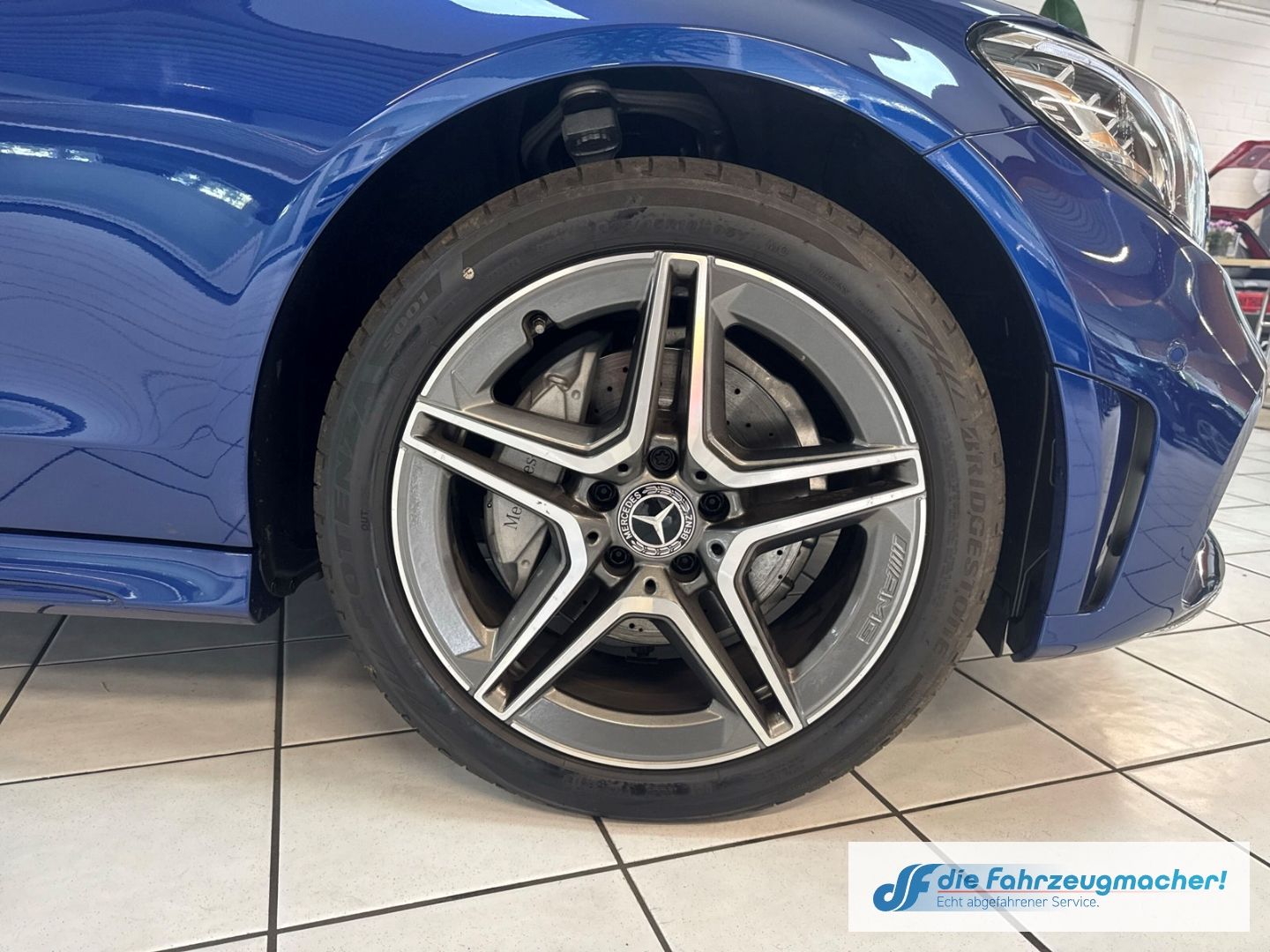 Fahrzeugabbildung Mercedes-Benz C 200 Cabrio 4Matic Sportpaket AMG LED Leder Mem