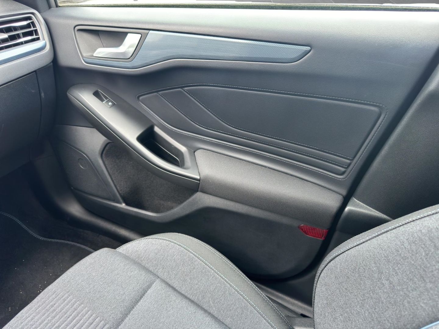Ford Focus Turnier Active X Automaik ACC City Stop HU foto 17