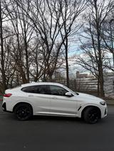 BMW X4 xDrive20i AT Service Inclusive bis 06/2027 - BMW X4 in Wuppertal