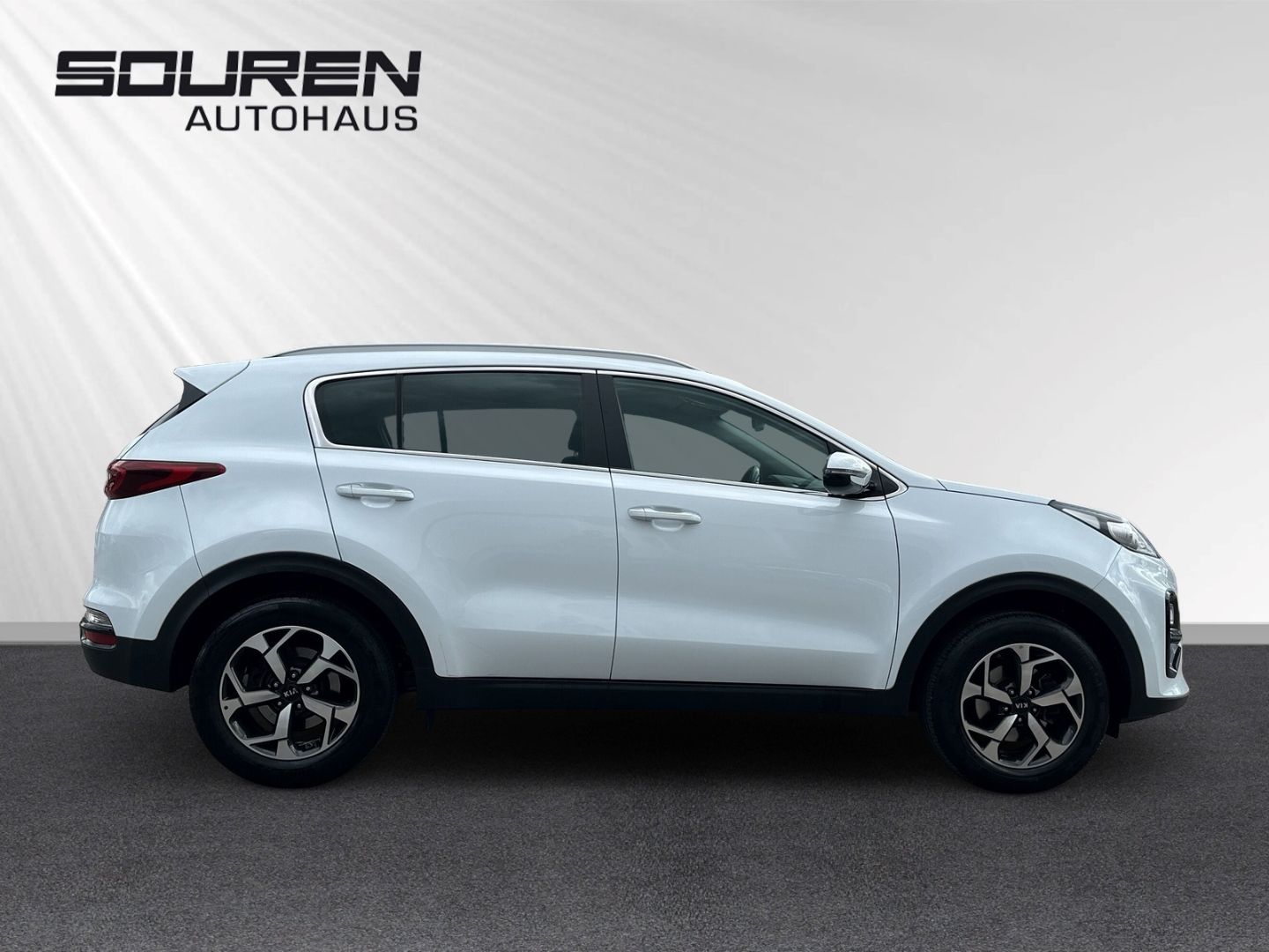 Fahrzeugabbildung Kia Sportage 1.6 Dream Team 2WD +Navi+Mehrzonenklima