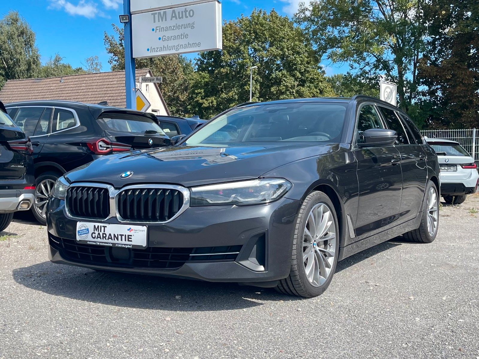 BMW 530d KAMERA Sportsitze M-Sportfahrwerk HiFi