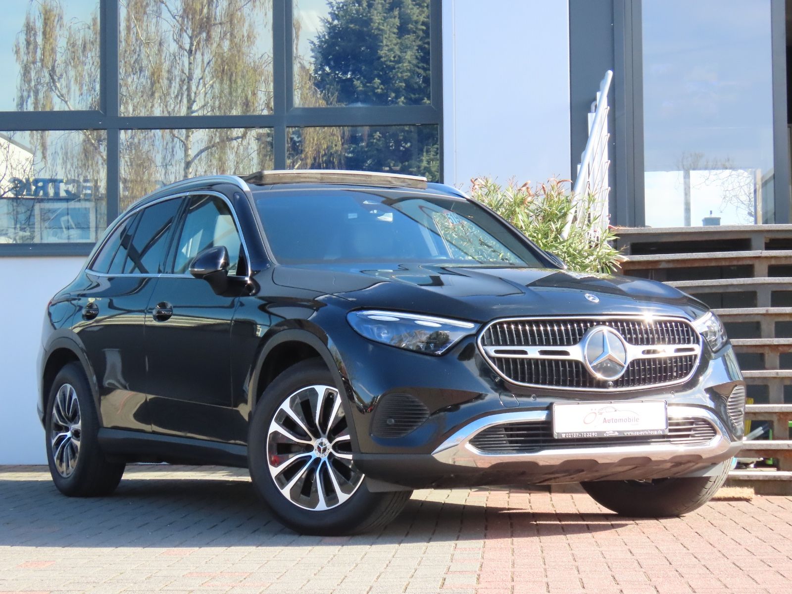 MERCEDES-BENZ GLC 220 d 4MATIC Autom. Leder Pano Memory