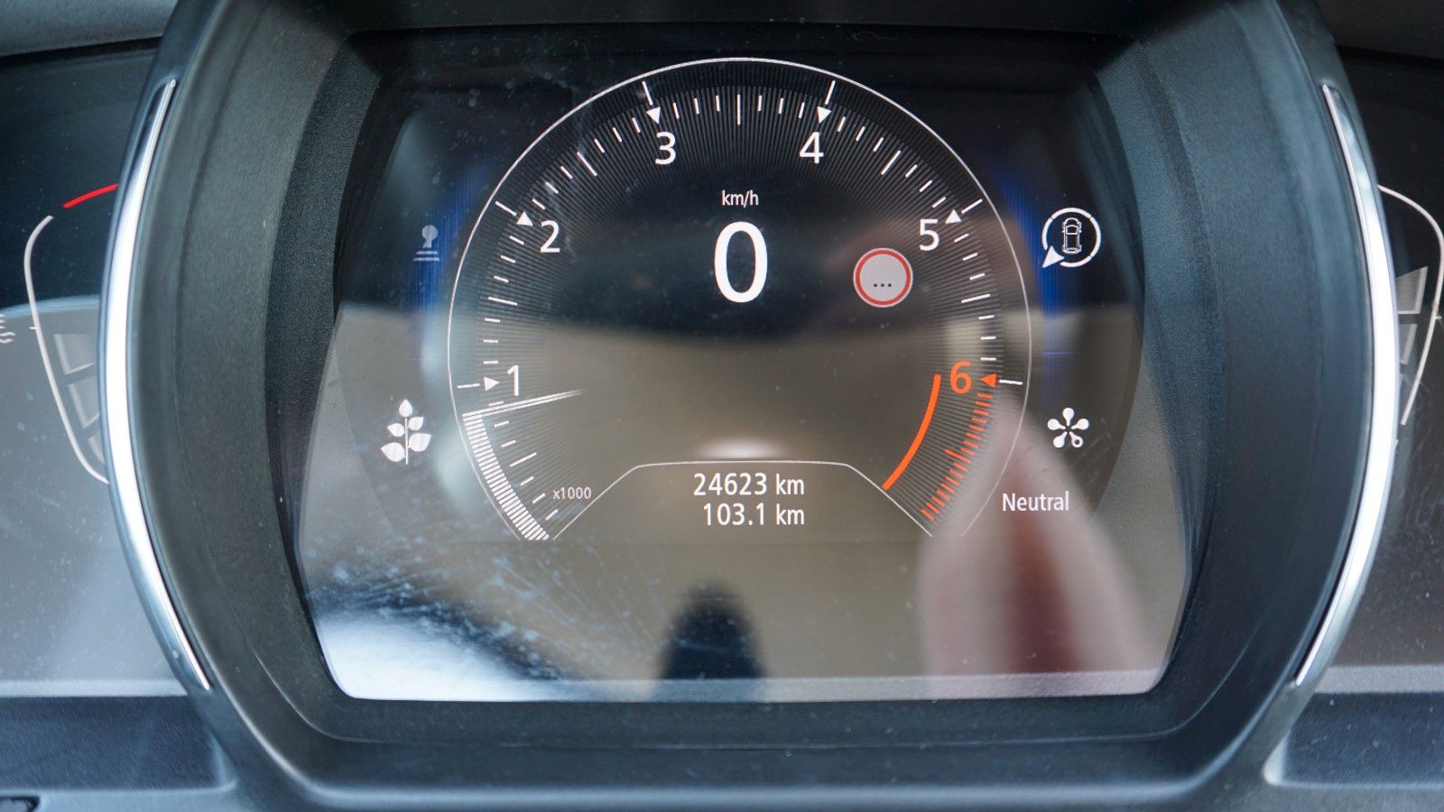 Fahrzeugabbildung Renault Renault Scenic IV Grand Techno, Kamera, LED