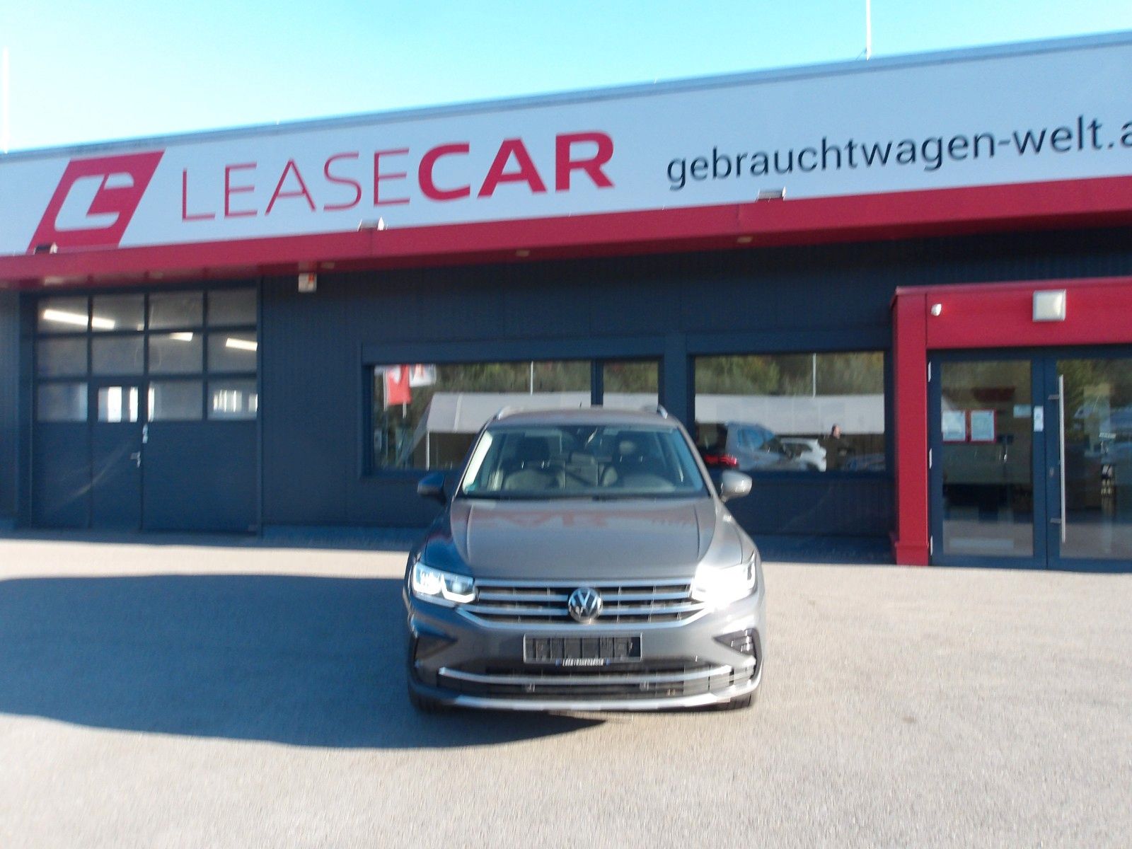 Volkswagen Tiguan Elegance eHybrid "AHV,Kamera" EXP € 14990 imagem 3