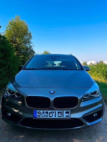 BMW 218 Active Tourer 218d Advantage Automatik