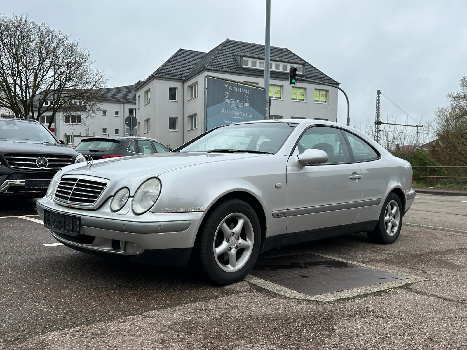 Mercedes-Benz CLK 230 KOMPRESSOR SPORT*LEDER*KLIMA*SHZ*