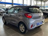 Hyundai i10 Pure dig.Cockpit Navi R.Cam PDC Klima DAB - Hyundai i10 Pure mit Benzin-Antrieb