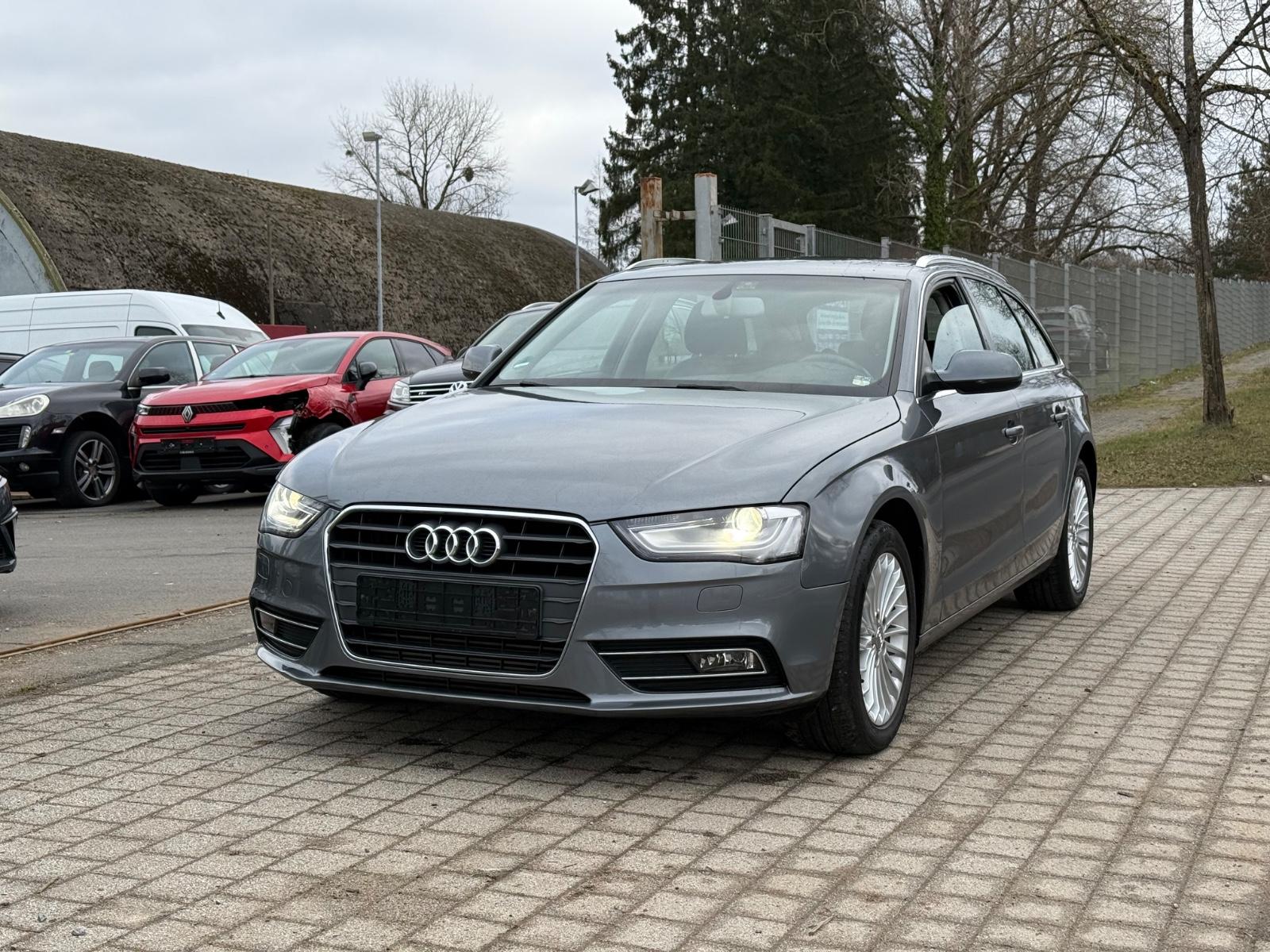 Audi A4 Avant Ambiente*AUTOMATIK*NAVI*TÜV-03/2027*