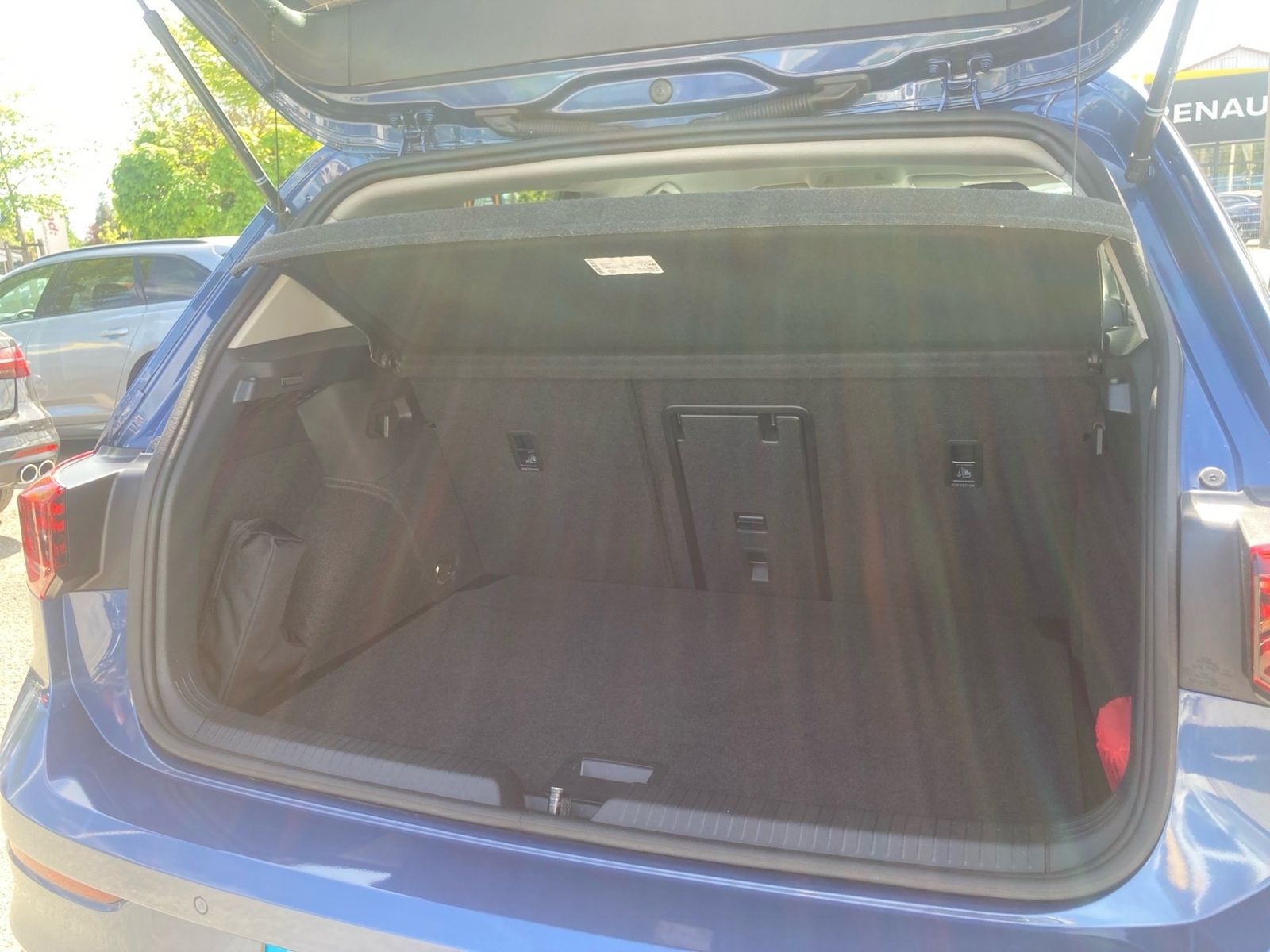 Volkswagen Golf - Bild 8