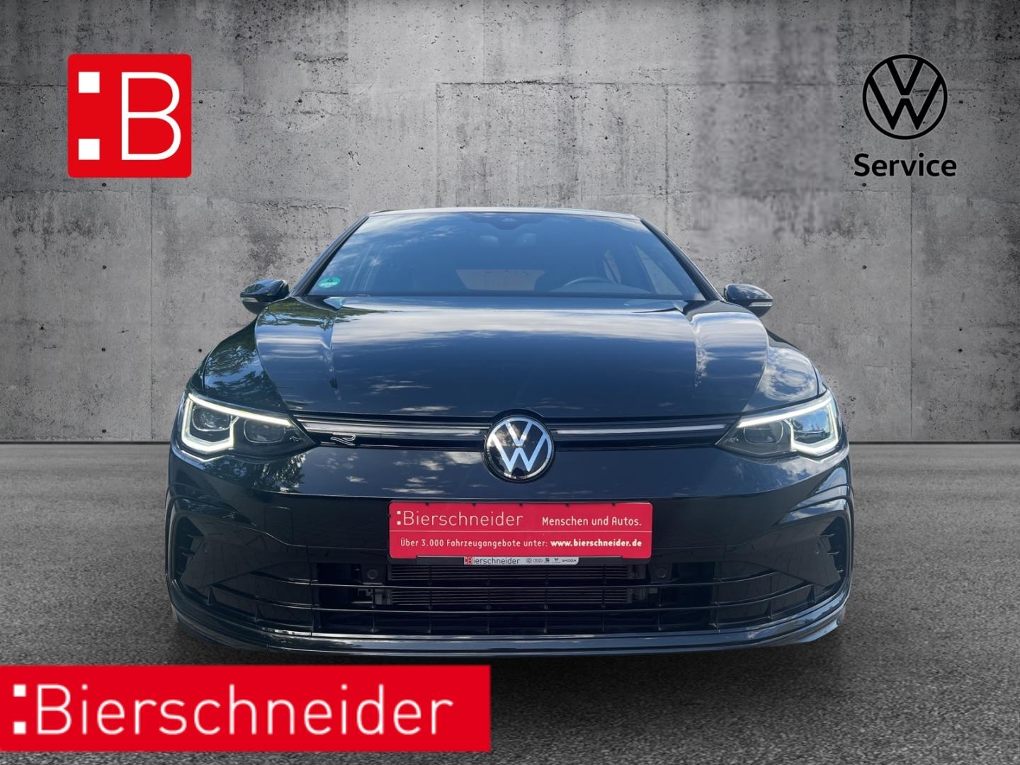 Volkswagen Golf 8 1.5 eTSI DSG R-Line IQ-LIGHT AHK H&K 18 N