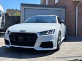 Audi TT Roadster 2.0 TFSI S tronic quattro - - Audi TT: Weiß