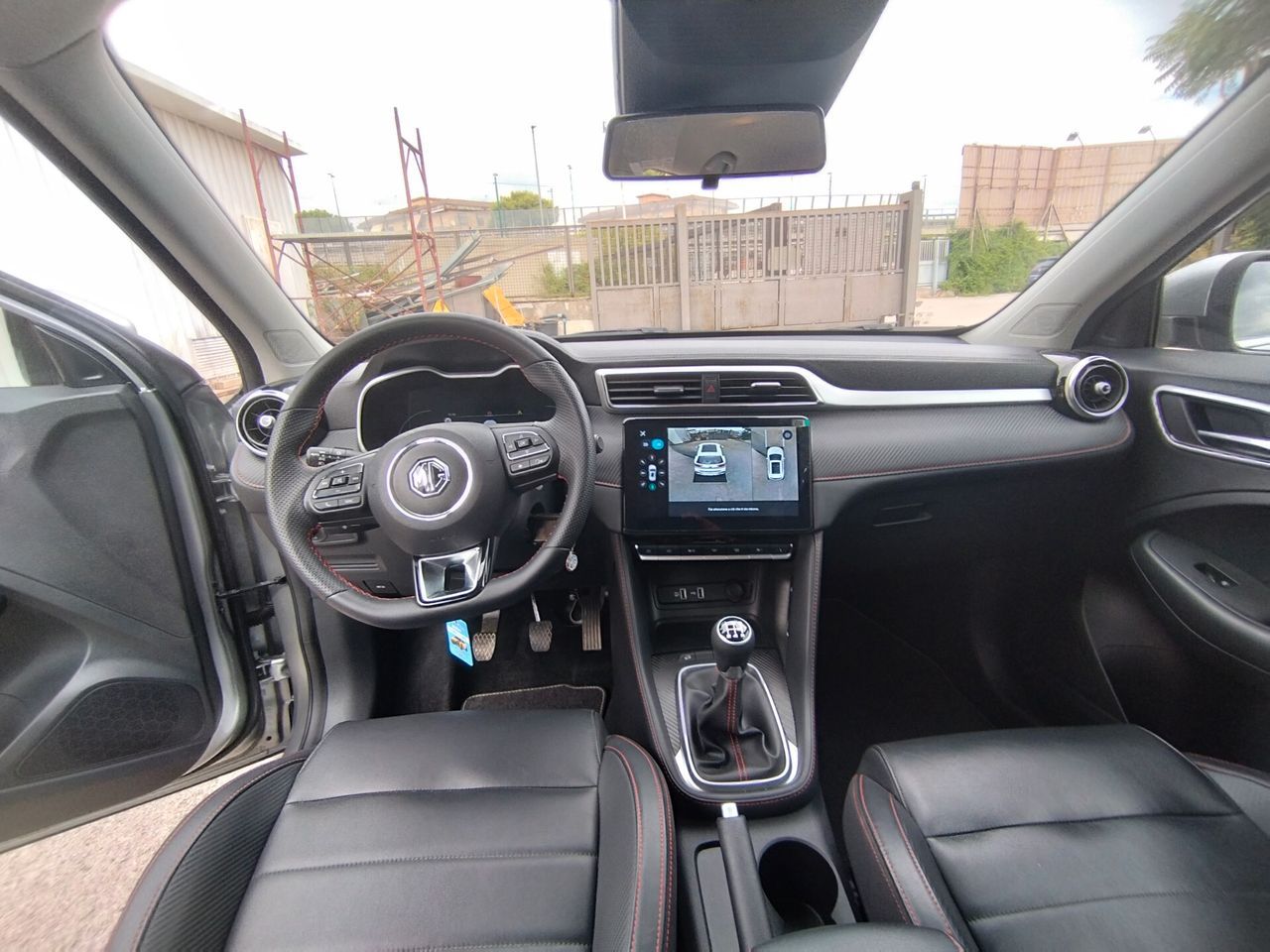 MG ZS