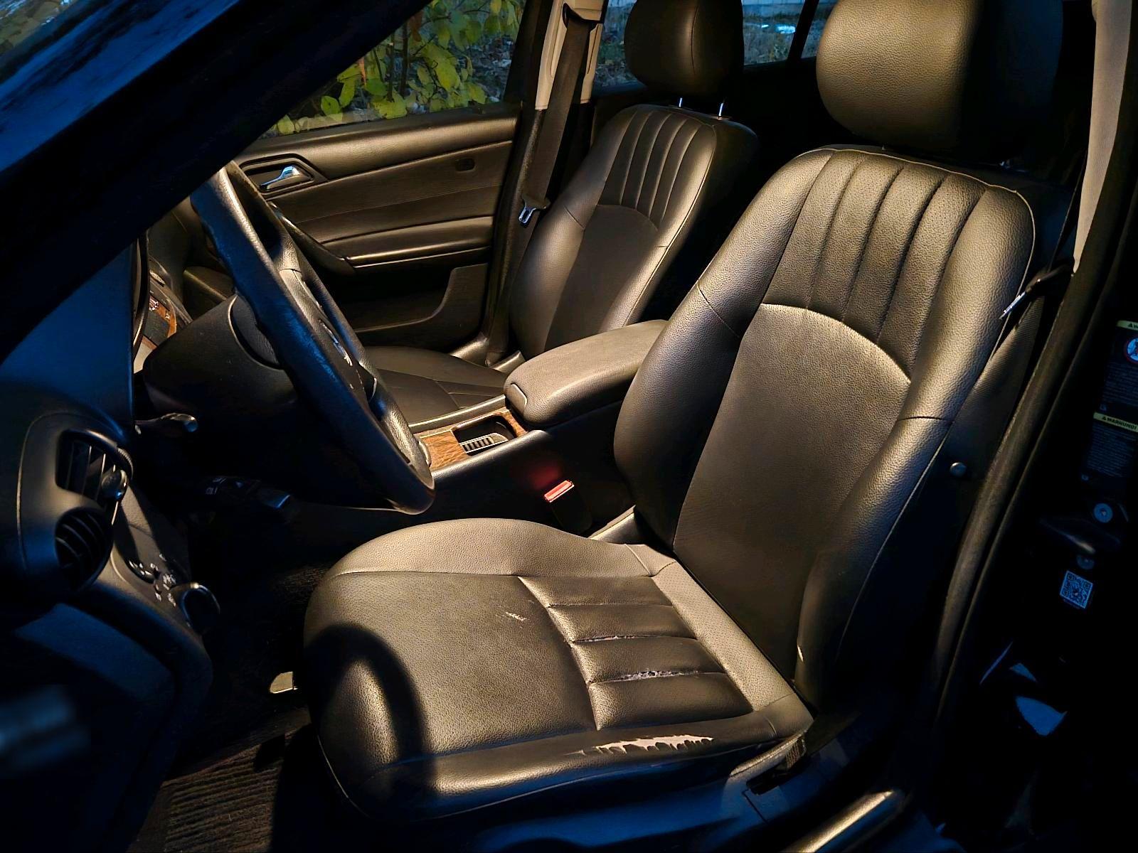 Mercedes-Benz C180 2006 — photo 7