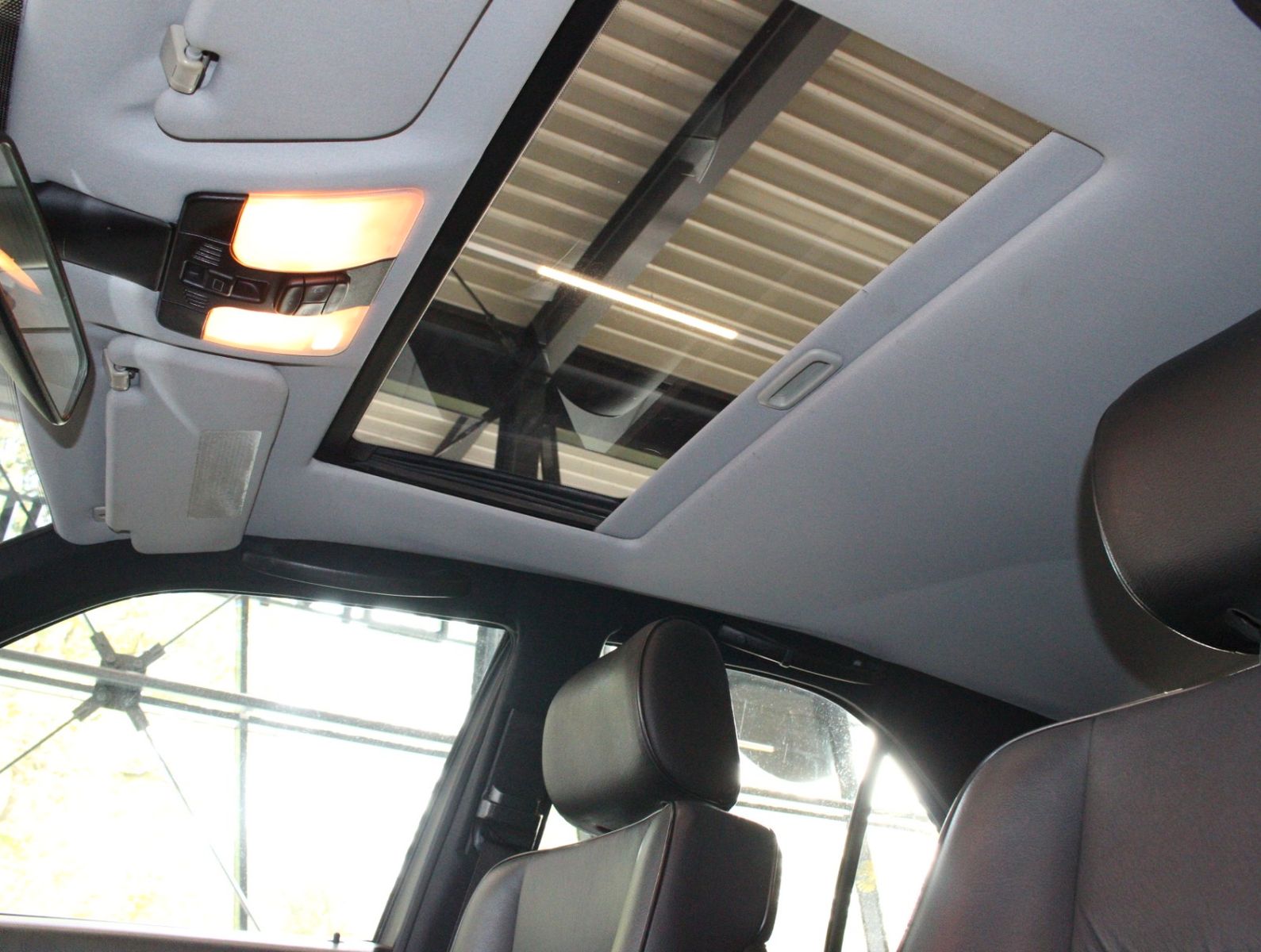 Fahrzeugabbildung Mercedes-Benz C 200 Sport Guter Pflegezustand+GSD+Xenon+Leder