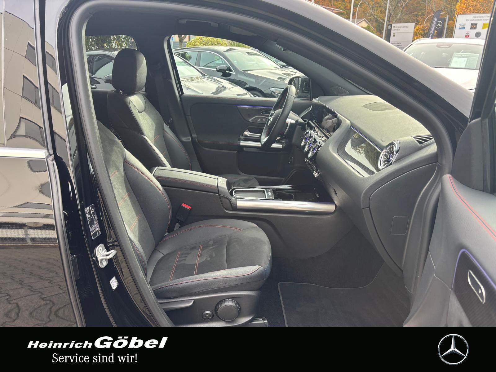 Fahrzeugabbildung Mercedes-Benz GLA 200 AMG*KAMERA*AMBIENTEBELEUCHTUNG*LED*