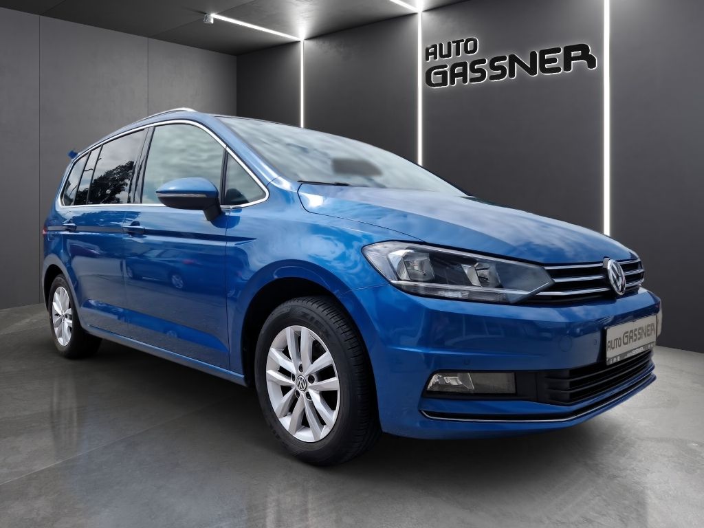 Fahrzeugabbildung Volkswagen VW Touran 1.4 TSI BlueMotion Highline AHK