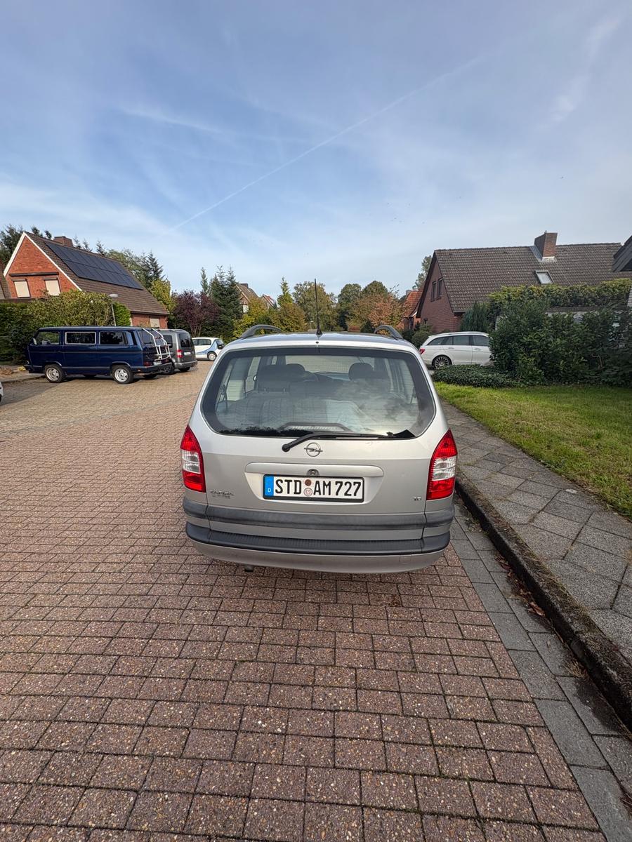 Opel Zafira 1.6 NJOY