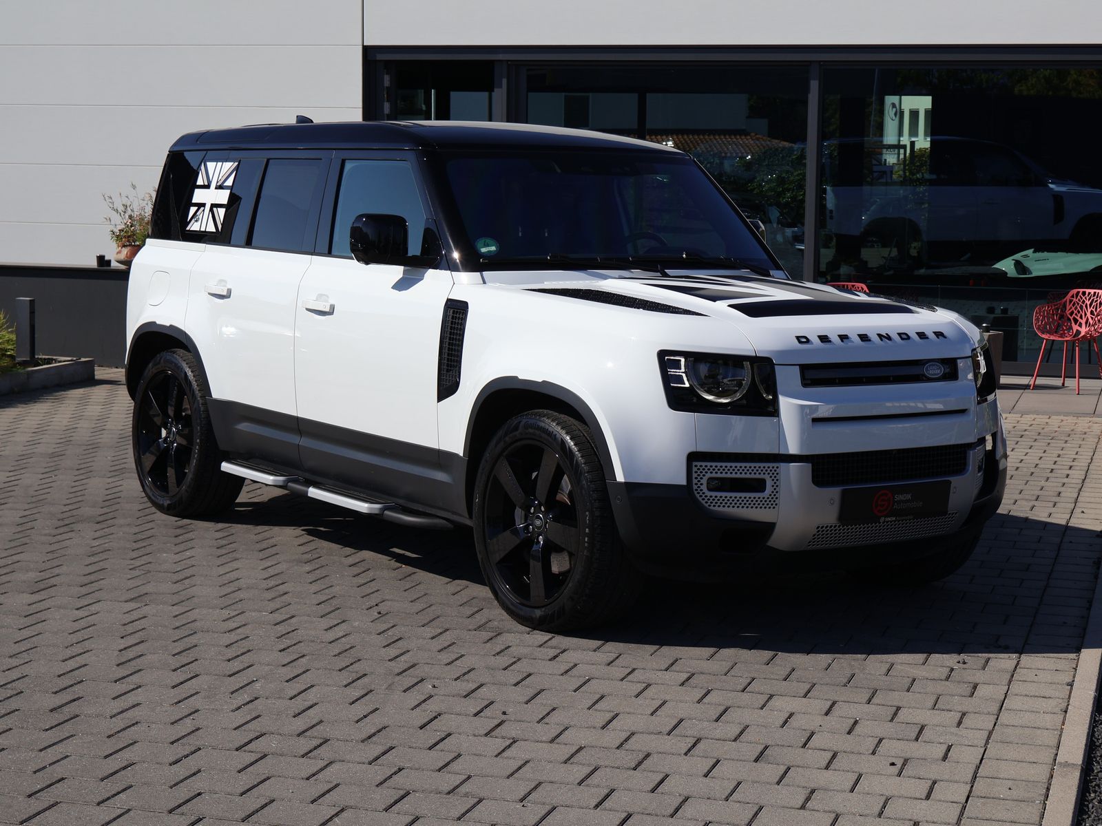 Land Rover Defender P 400e Hybrid 110 Pano-AHK-Luftfederung foto 3