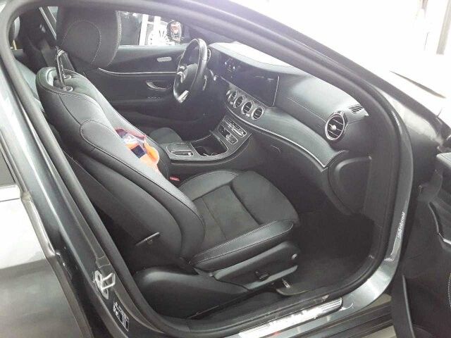 Fahrzeugabbildung Mercedes-Benz E 220d AMG+Pano+MultiBeam+Ambiente+TotW+360