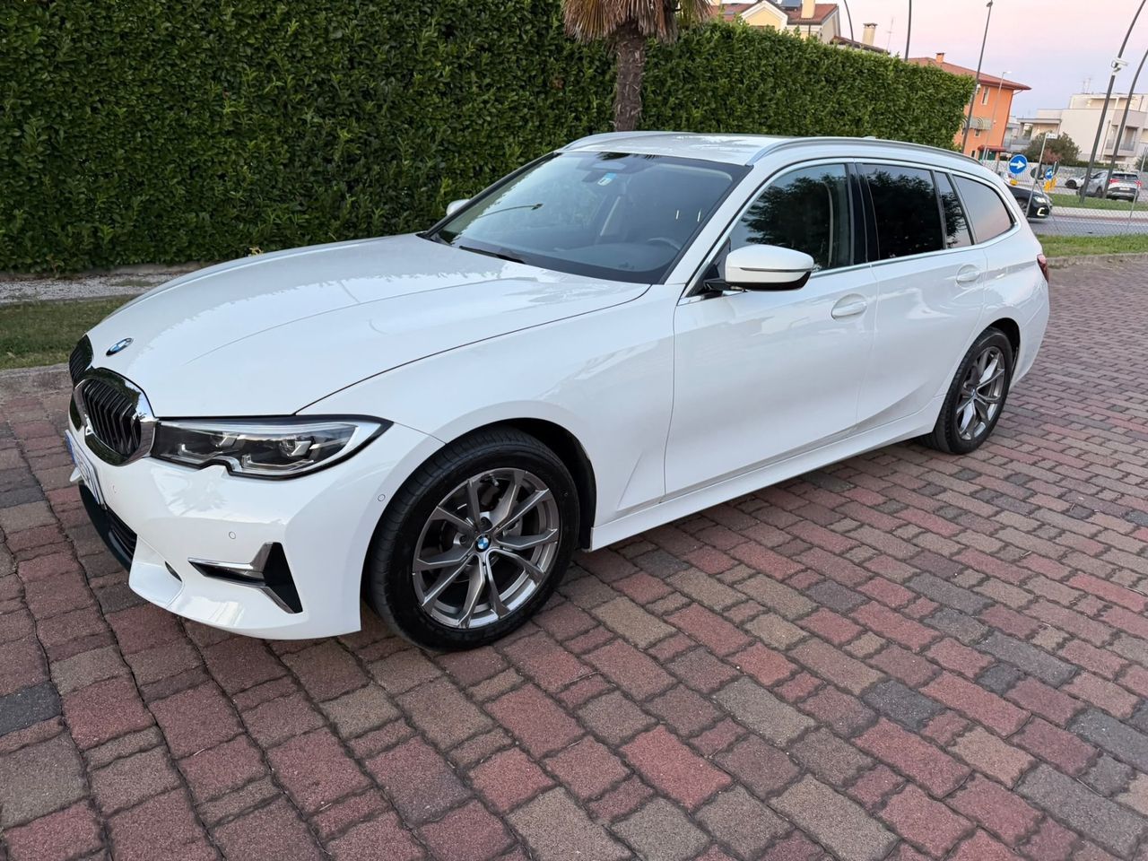 BMW Bmw 320 320d xDrive Touring Sport imagem 2