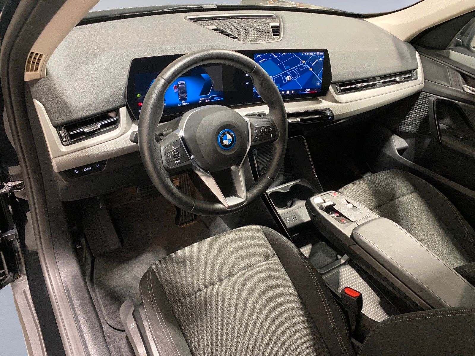 BMW X1 xDrive25e Steptronic Navi Kamera LED DAB PDC foto 7